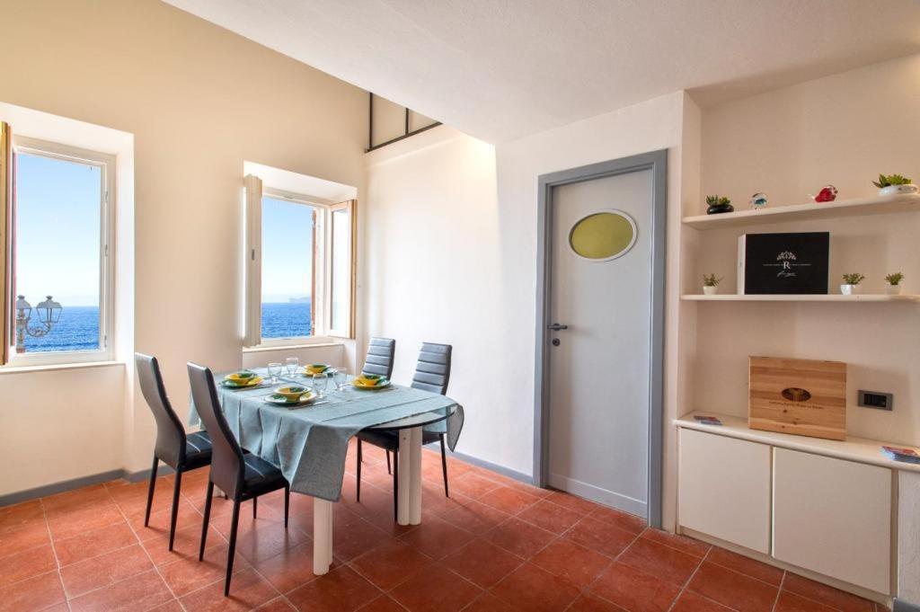 Апартаменты Panoramic Bastioni Sea View Альгеро Экстерьер фото